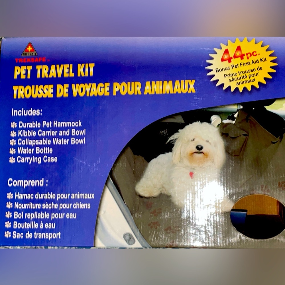 NEW 44 PC PET LIFE TRAVEL KIT SEAT HAMMOCK COLLAPSIBLE BOWLS WAYER BOTTLE BAG